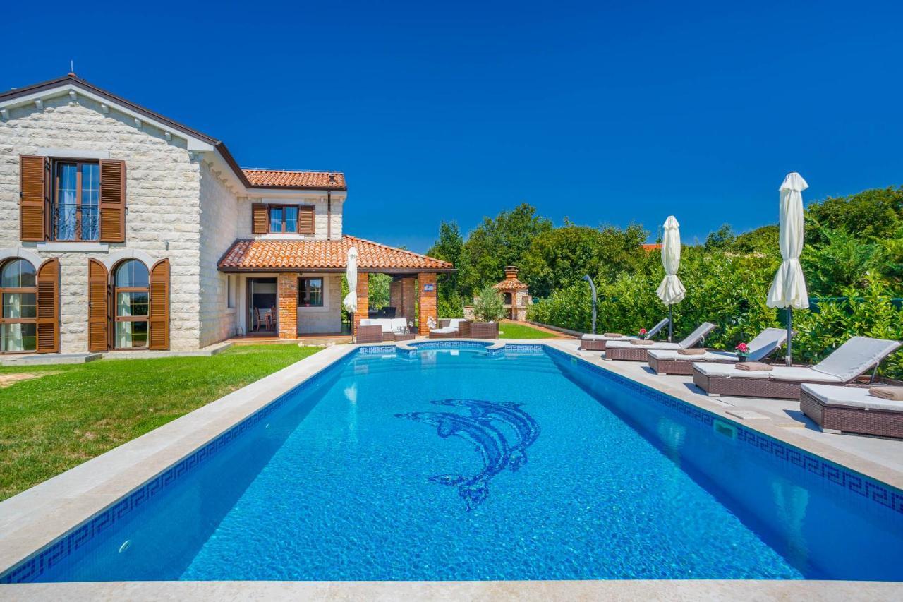 Villa Kamenica Kras Exterior photo